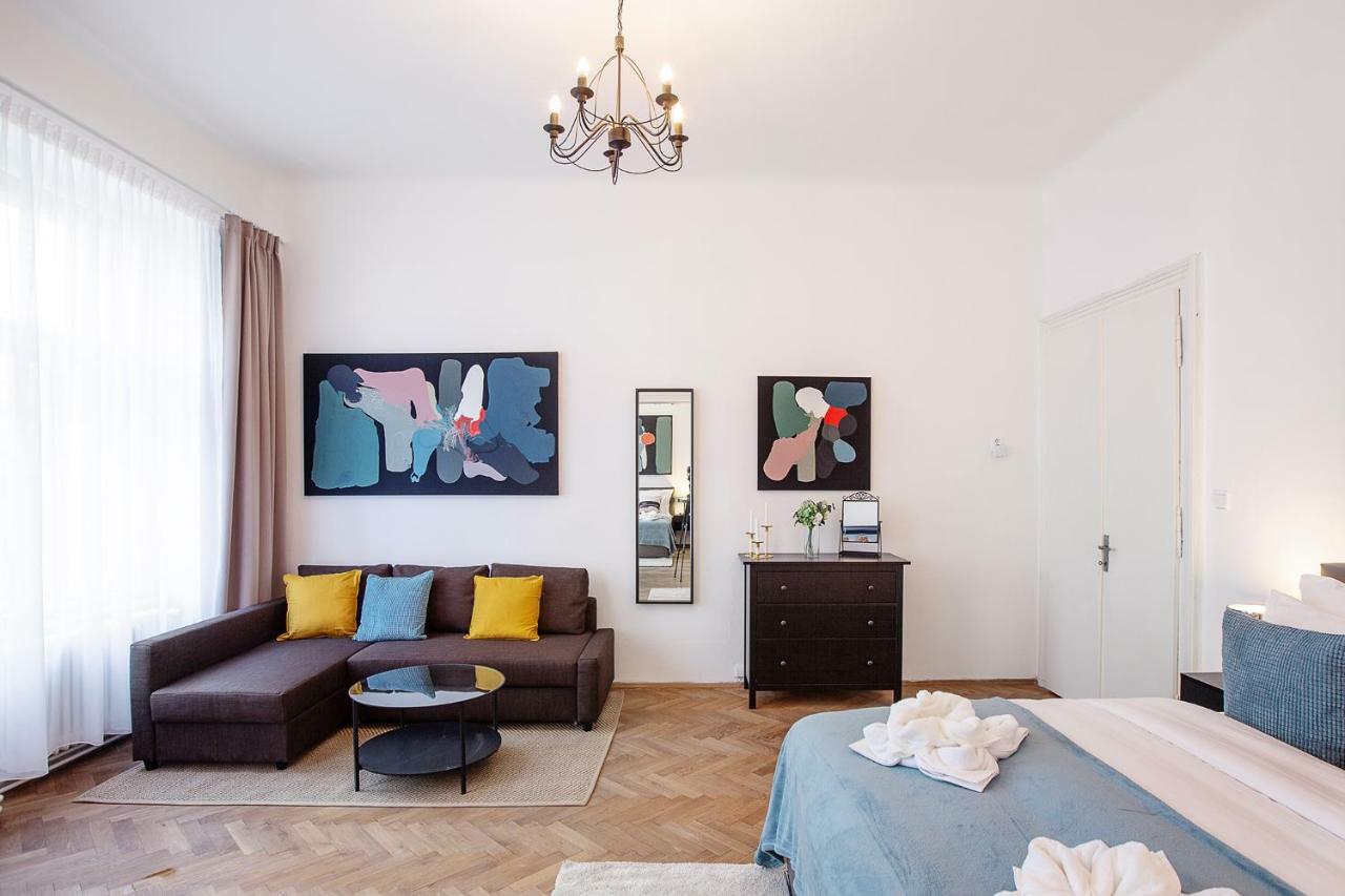 5Br 2Bath Family Apt 5Mins To Wenceslas Square Praha Exteriér fotografie
