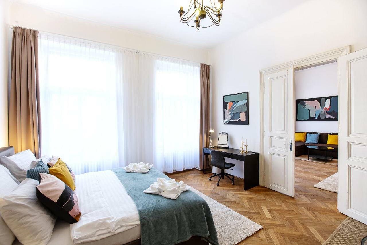 5Br 2Bath Family Apt 5Mins To Wenceslas Square Praha Exteriér fotografie